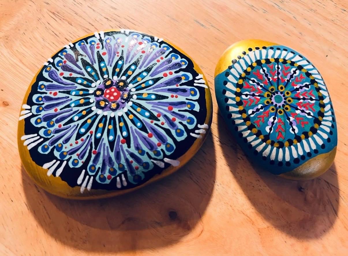 HOME DECOR: STONE ART