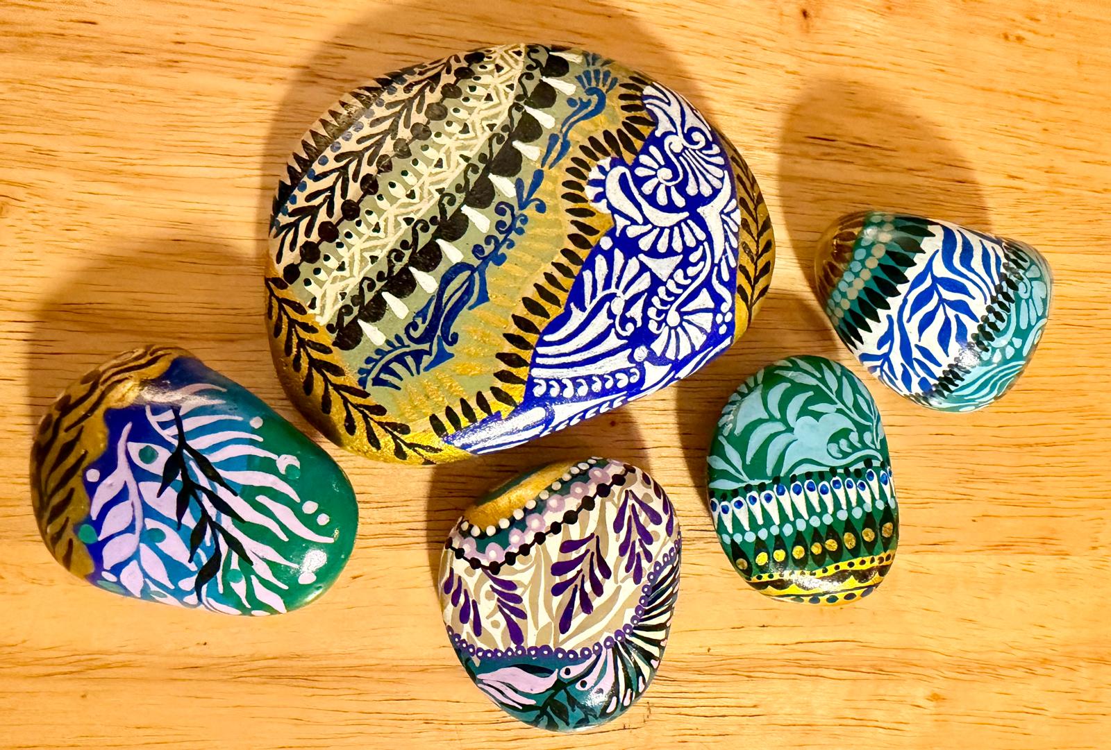 HOME DECOR: STONE ART